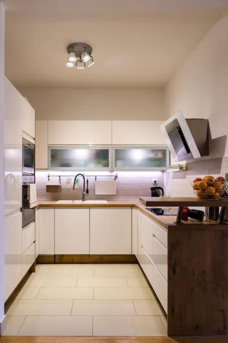 Appartement Modern Charm Hideaway à Zagreb Extérieur photo